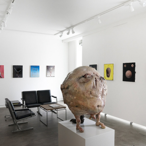 Installation view of the 2020 exhibition "100 kg Self-Esteem" by Andreas Golder at Hans Alf Gallery